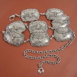 Western Longhorn Link Silver-Tone Statement Belt
